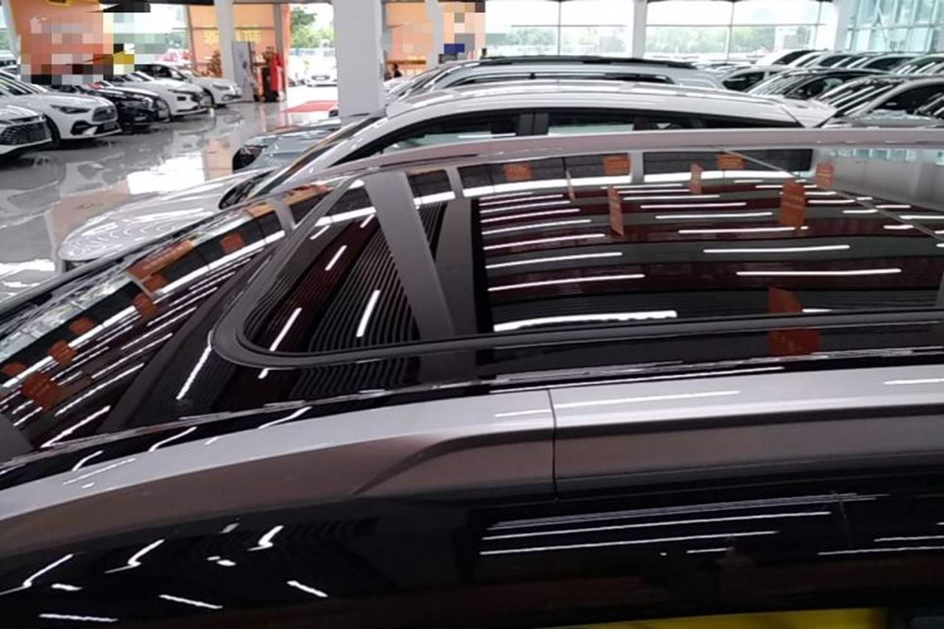 Used AION Y 2021 70 Intelligent Dynamic Edition Roof