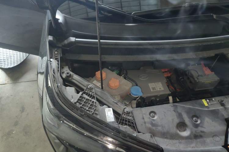 Used AION Y 2022 80 Ultra-Long Range Edition Engine Bay Right