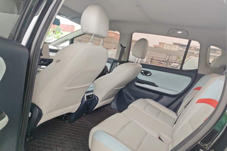 Used AION Y 2022 70 Enjoyment Edition Ternary Lithium Interior 4