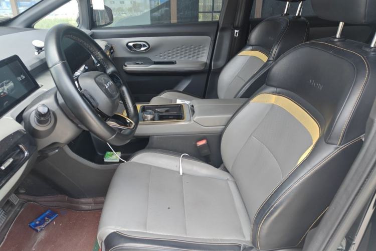 Used AION Y 2022 70 Intelligent Edition Lithium Iron Phosphate Left Front Seat