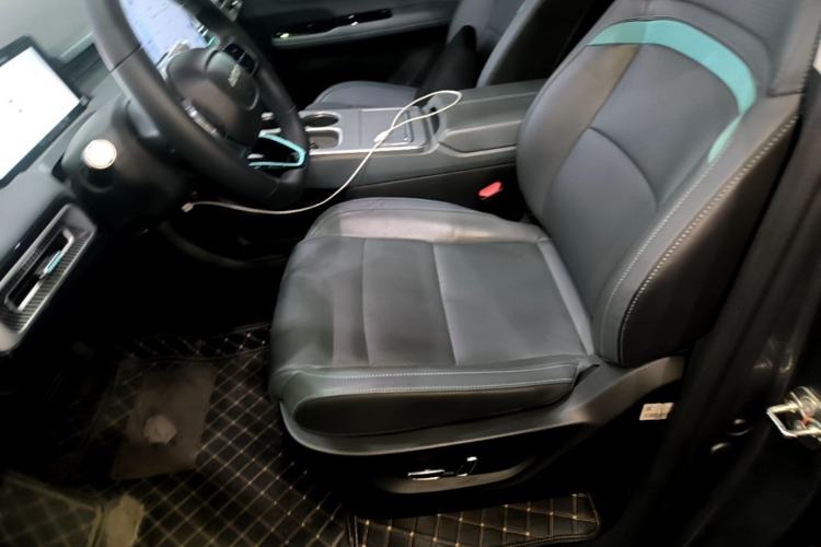 Used AION Y 2022 Plus 70 Smart Edition Left Front Seat