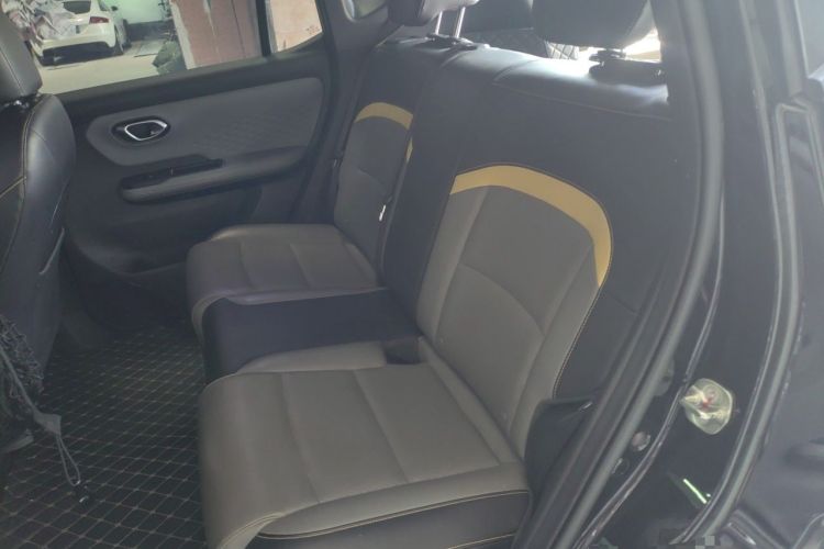 Used AION Y 2022 80 Ultra-Long Range Edition Left Rear Seat