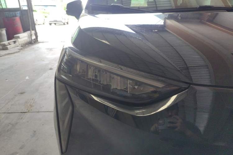 Used AION Y 2022 80 Ultra-Long Range Edition Right Front Headlight