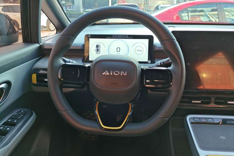 Used AION Y 2022 70 Intelligent Edition Lithium Iron Phosphate Steering Wheel