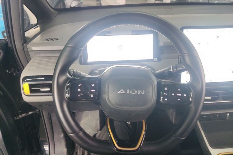 Used AION Y 2022 70 Intelligent Edition Lithium Iron Phosphate Steering Wheel