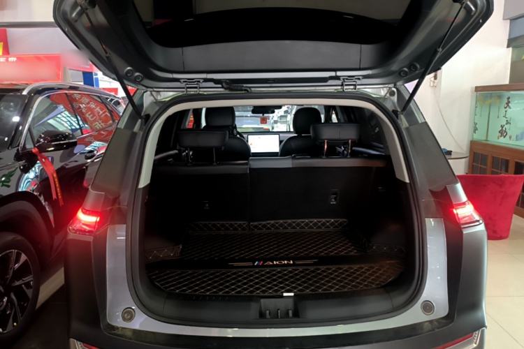 Used AION Y 2022 Plus 70 Smart Edition Trunk