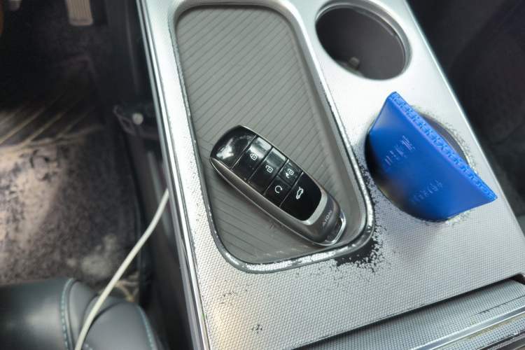 Used AION Y 2022 70 Enjoyment Edition Lithium Iron Phosphate Vehicle Key