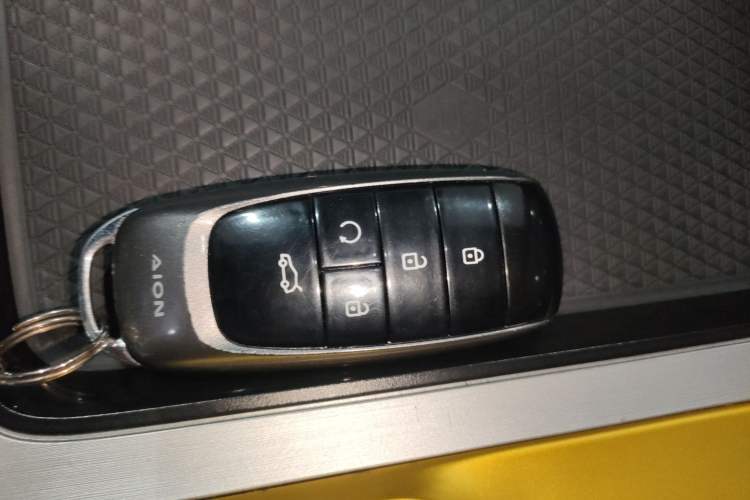 Used AION Y 2022 70 Tech Edition Lithium Iron Phosphate Vehicle Key