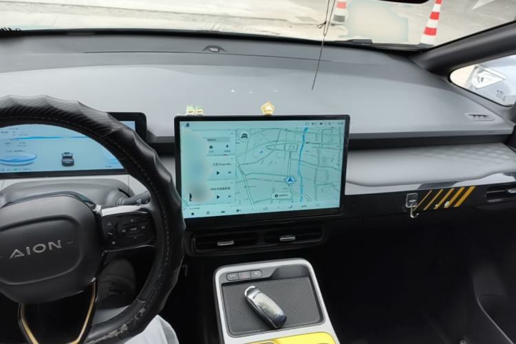Used AION Y 2022 70 Intelligent Edition Lithium Iron Phosphate Center Console