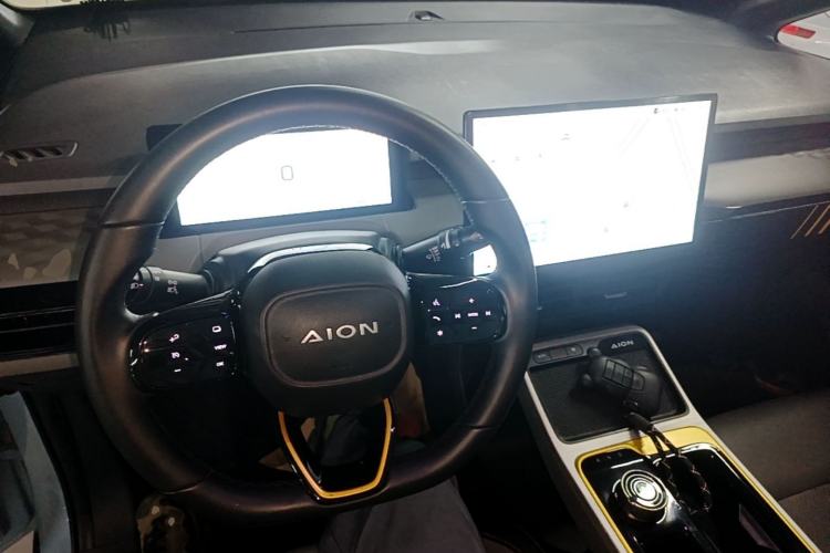 Used AION Y 2022 70 Intelligent Edition Lithium Iron Phosphate Center Console