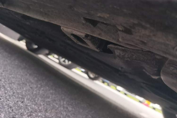 Used AION Y 2022 Plus 70 Tech Edition Chassis Front Right