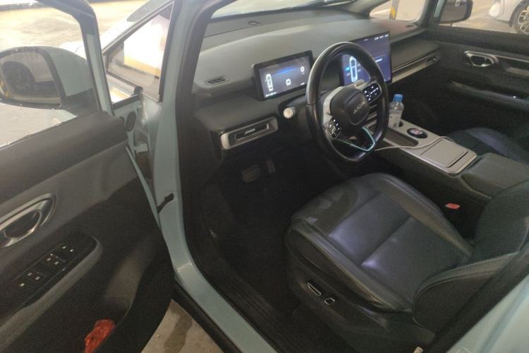Used AION Y 2022 Plus 70 Smart Edition Driver Seat