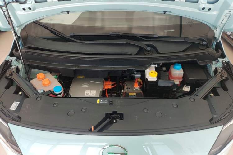 Used AION Y 2022 Plus 70 Tech Edition Engine Bay