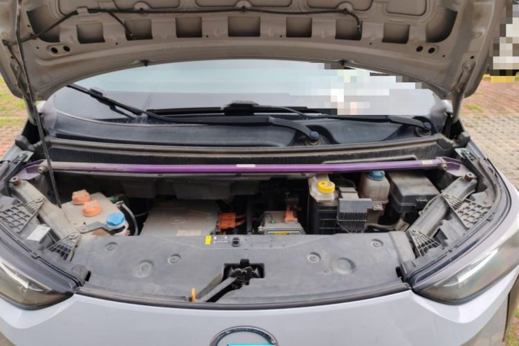 Used AION Y 2022 70 Intelligent Edition Lithium Iron Phosphate Engine Bay