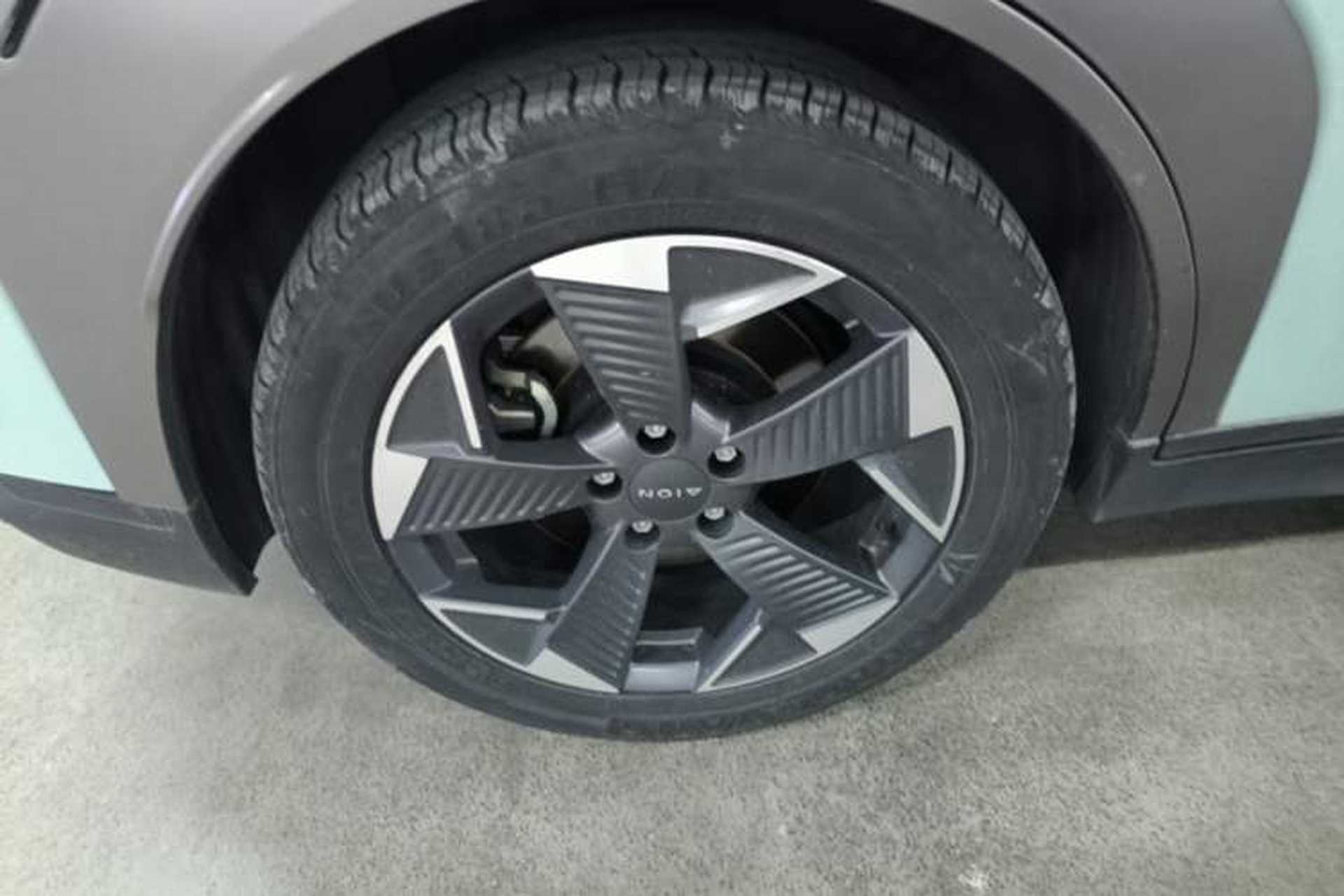 Used AION Y 2022 70 Intelligent Edition Lithium Iron Phosphate Exterior 5