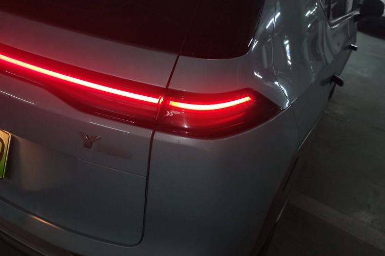 Used AION Y 2022 Plus 70 Tech Edition Exterior 6