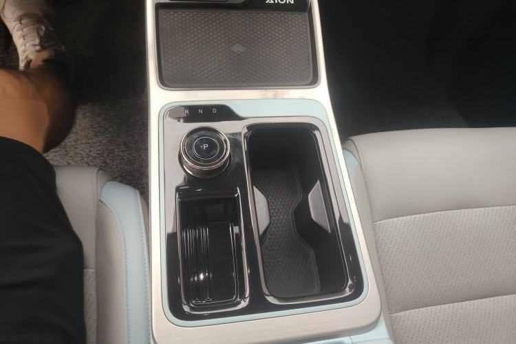 Used AION Y 2022 80 Intelligent Driving Version Gear Lever