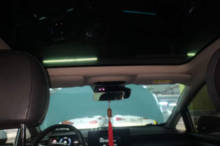 Used AION Y 2022 Plus 70 Tech Edition Headliner