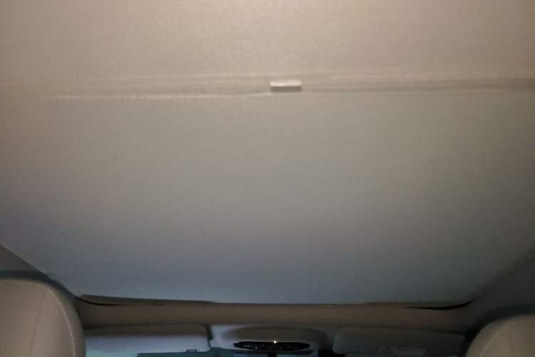 Used AION Y 2022 80 Ultra-Long Range Edition Headliner