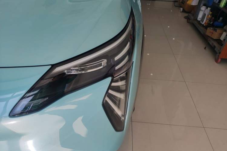 Used AION Y 2022 Plus 70 Tech Edition Left Front Headlight