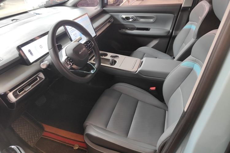Used AION Y 2022 Plus 70 Tech Edition Left Front Seat