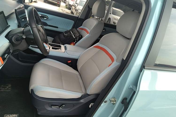 Used AION Y 2022 80 Ultra-Long Range Edition Left Front Seat