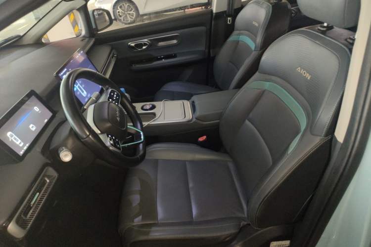 Used AION Y 2022 Plus 70 Smart Edition Left Front Seat