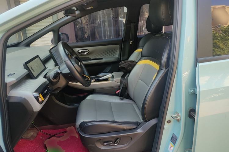 Used AION Y 2022 70 Intelligent Edition Lithium Iron Phosphate Left Front Seat