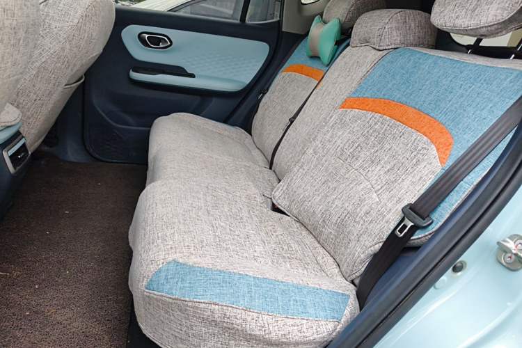 Used AION Y 2022 70 Tech Edition Lithium Iron Phosphate Left Rear Seat