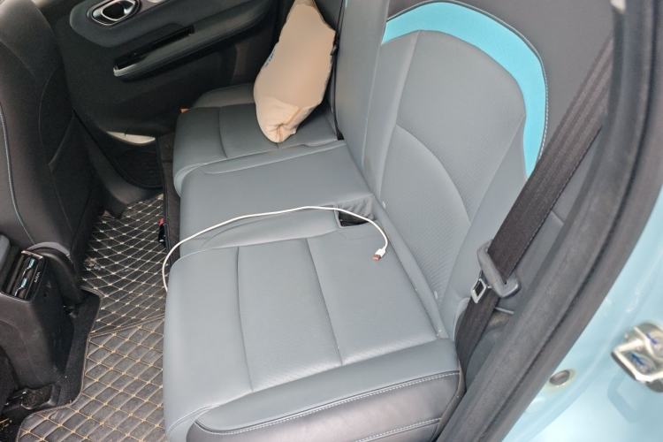 Used AION Y 2022 Plus 70 Smart Edition Left Rear Seat