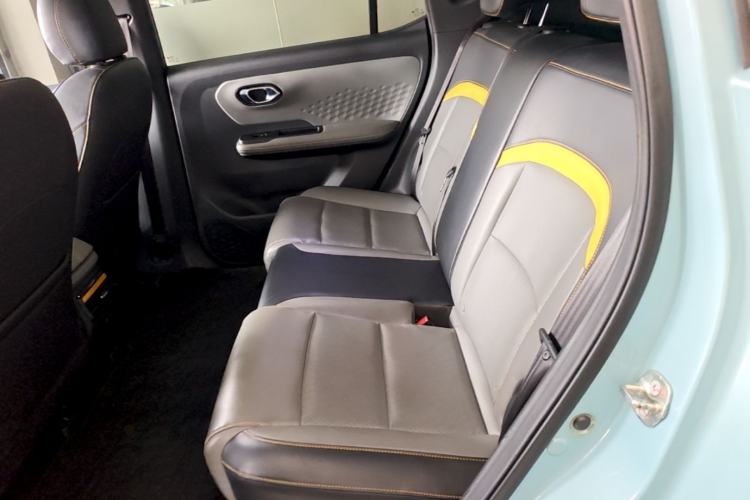 Used AION Y 2022 70 Intelligent Edition Lithium Iron Phosphate Left Rear Seat