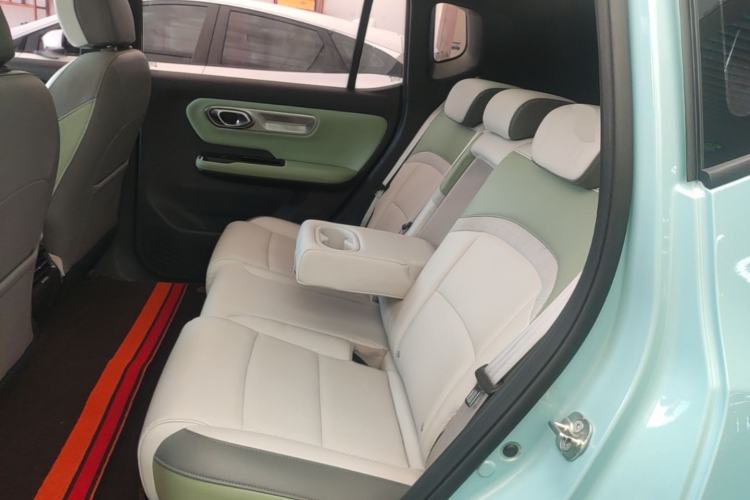 Used AION Y 2022 Plus 70 Tech Edition Left Rear Seat
