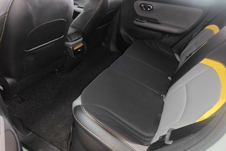 Used AION Y 2022 70 Intelligent Edition Lithium Iron Phosphate Left Rear Seat