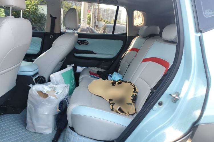 Used AION Y 2022 70 Intelligent Edition Lithium Iron Phosphate Left Rear Seat
