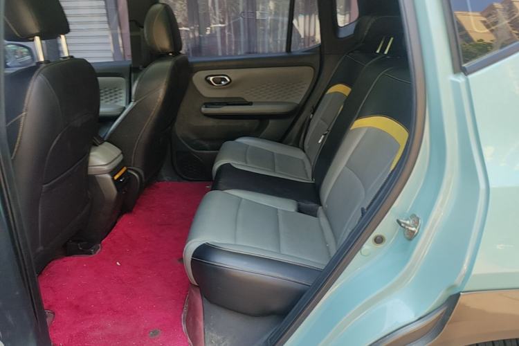 Used AION Y 2022 70 Intelligent Edition Lithium Iron Phosphate Left Rear Seat