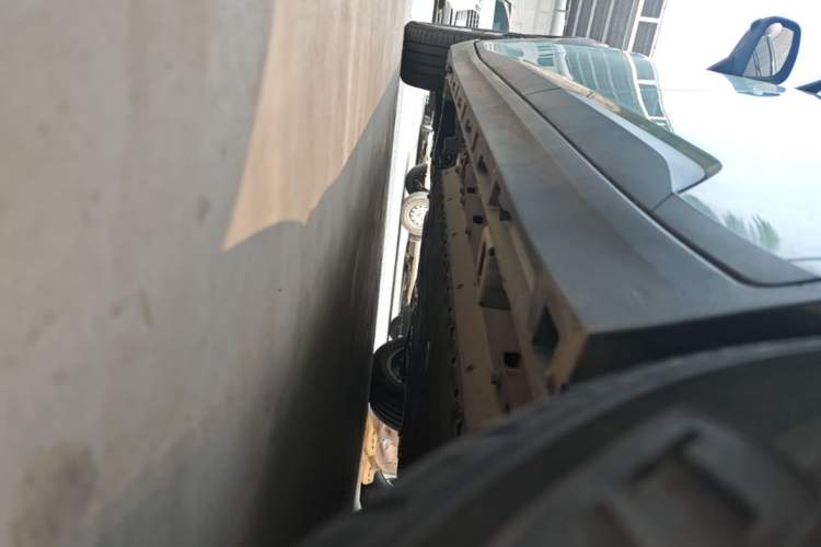 Used AION Y 2022 70 Intelligent Edition Lithium Iron Phosphate Left Side Sill