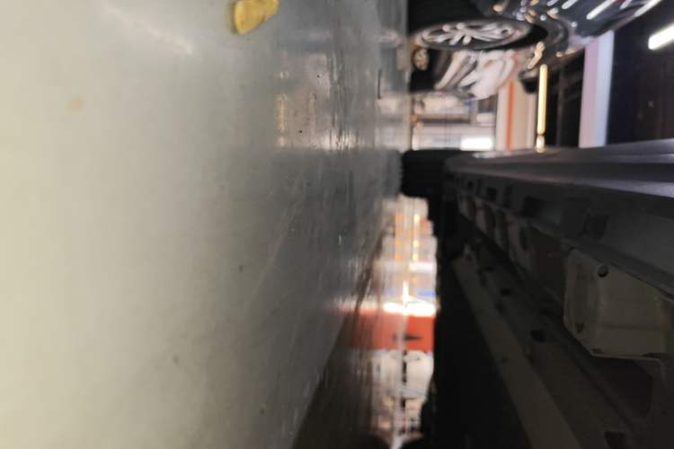 Used AION Y 2022 70 Intelligent Edition Lithium Iron Phosphate Left Side Sill