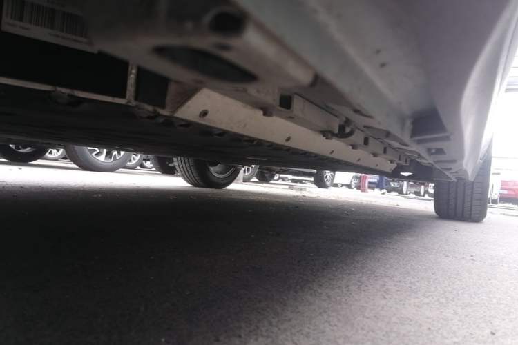 Used AION Y 2022 70 Intelligent Edition Lithium Iron Phosphate Left Side Sill