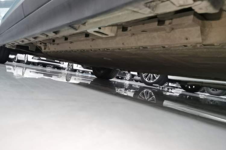 Used AION Y 2022 70 Enjoyment Edition Lithium Iron Phosphate Left Side Sill