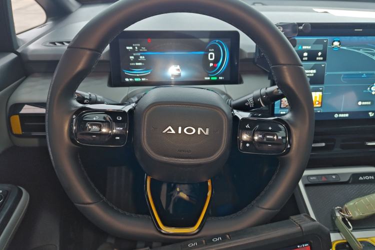 Used AION Y 2022 70 Intelligent Edition Lithium Iron Phosphate Steering Wheel