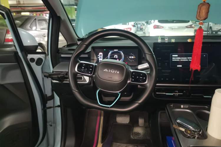 Used AION Y 2022 Plus 70 Tech Edition Steering Wheel