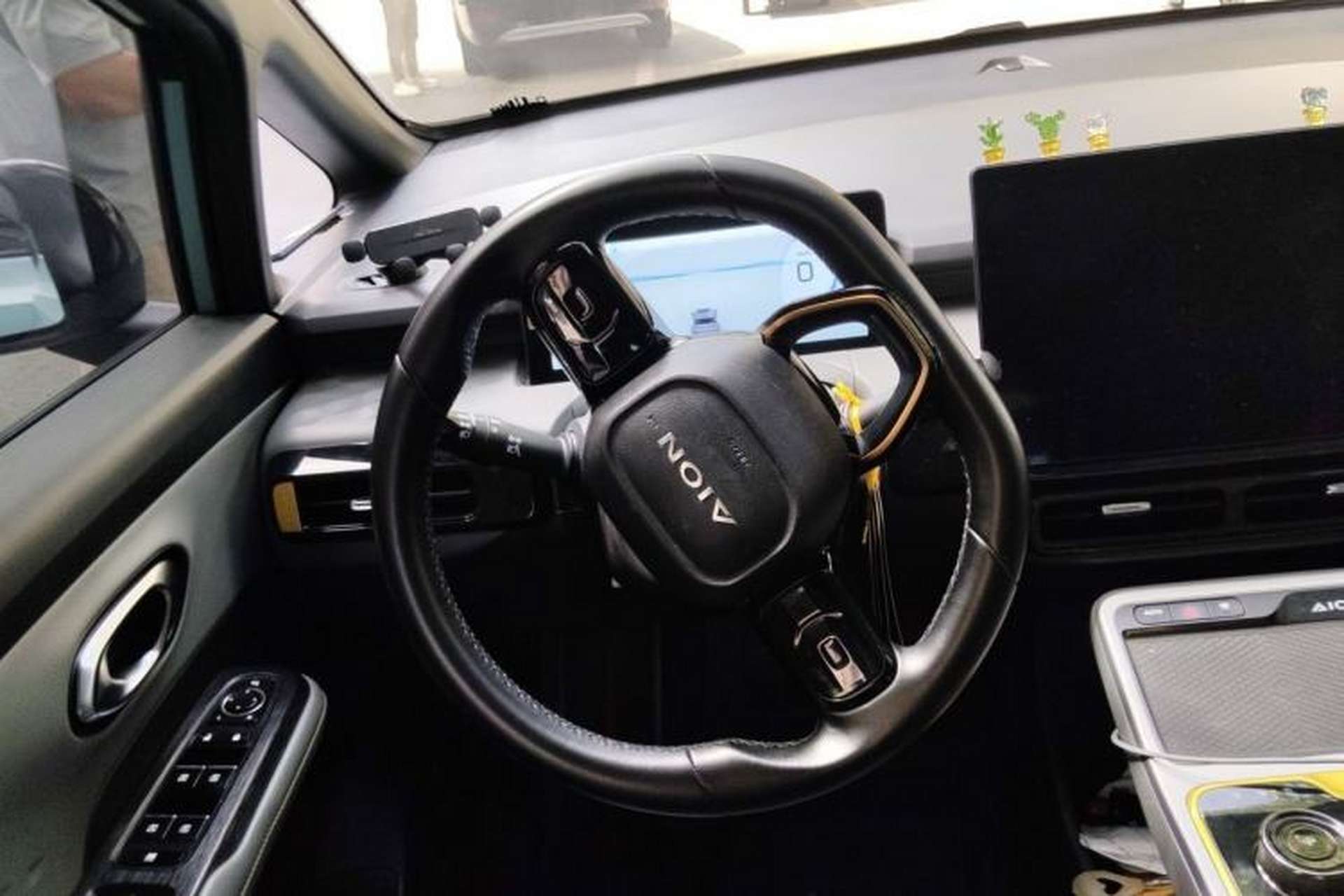 Used AION Y 2022 70 Enjoyment Edition Lithium Iron Phosphate Steering Wheel