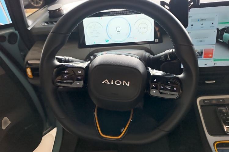 Used AION Y 2022 70 Intelligent Edition Lithium Iron Phosphate Steering Wheel