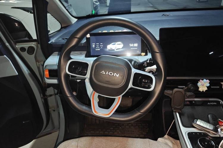 Used AION Y 2022 70 Intelligent Edition Lithium Iron Phosphate Steering Wheel