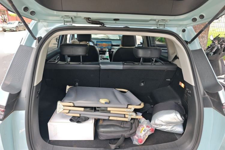 Used AION Y 2022 Plus 70 Smart Edition Trunk