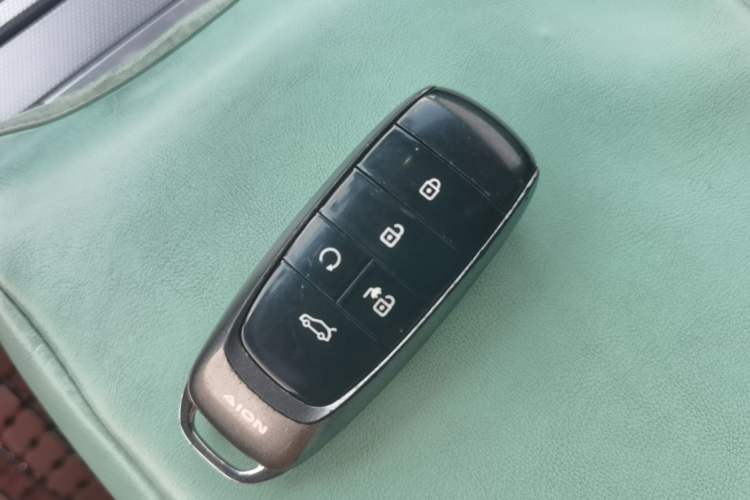 Used AION Y 2022 Plus 70 Tech Edition Vehicle Key