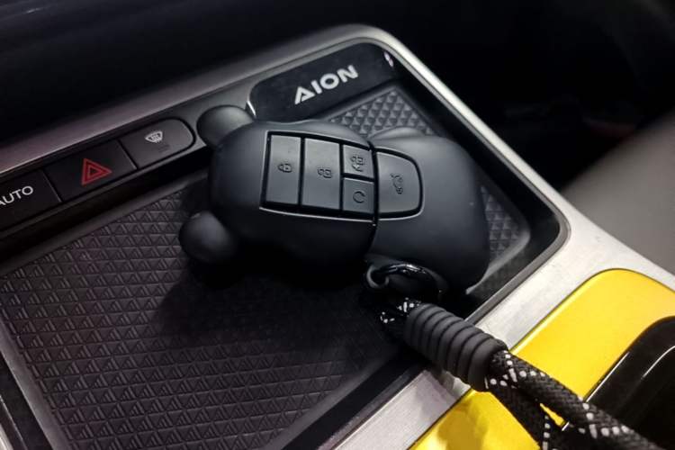 Used AION Y 2022 70 Intelligent Edition Lithium Iron Phosphate Vehicle Key