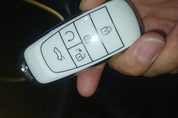 Used AION Y 2022 70 Intelligent Edition Lithium Iron Phosphate Vehicle Key