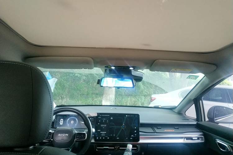 Used AION Y 2022 Plus 70 Smart Edition Headliner