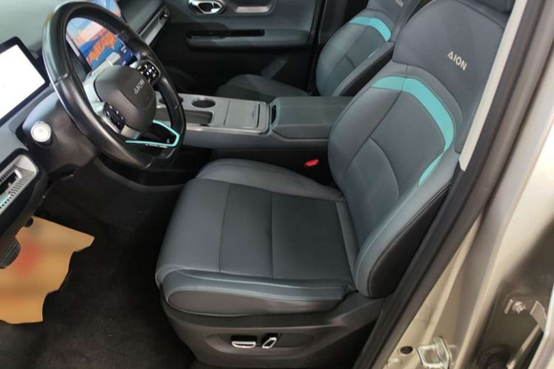 Used AION Y 2022 Plus 70 Smart Edition Left Front Seat